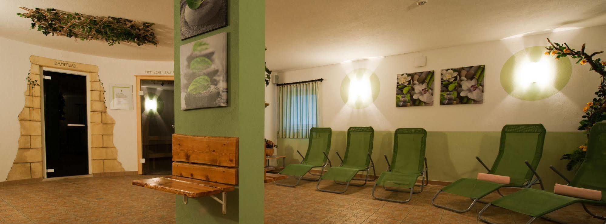 Hotel Sonja Cadipietra Eksteriør billede